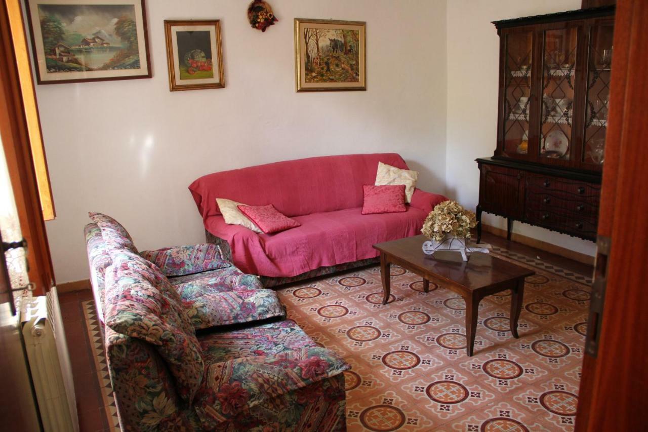 La Casa Dei Nonni Villa Chianni Exterior foto