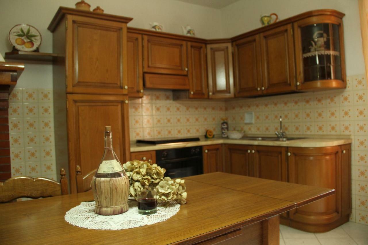 La Casa Dei Nonni Villa Chianni Exterior foto